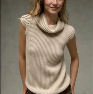 Moth By ANTHROPOLOGIE Cowl Neck Sweater in Cream